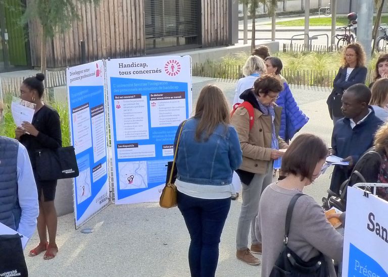 L'université accompagne les personnes en situation de handicap dès leur arrivée.